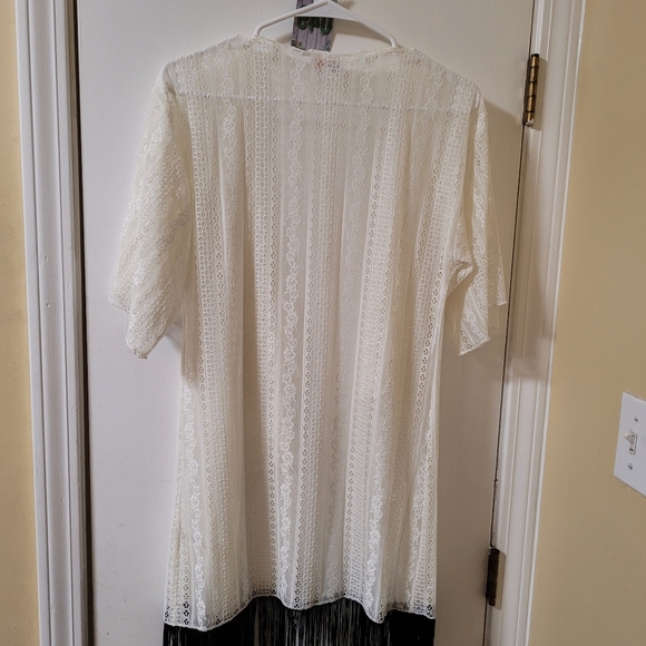 49. Lularoe top sz S - Picture 3 of 3